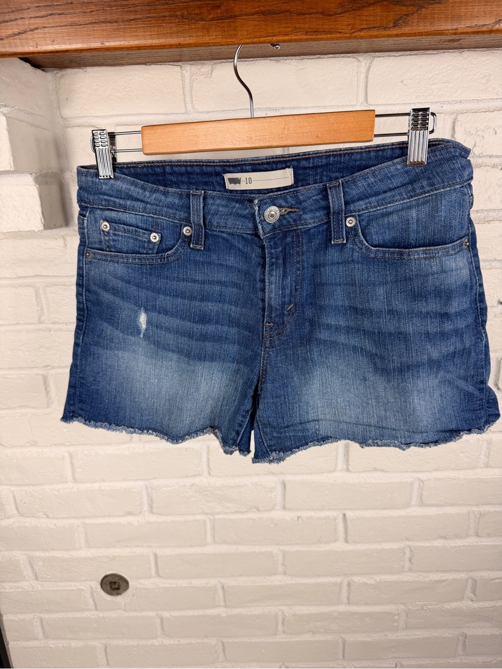 Levi’s Denim Cutoff Shorts Womens Size‎ 10 Mid Rise Frayed Hem Blue Jean Shorts